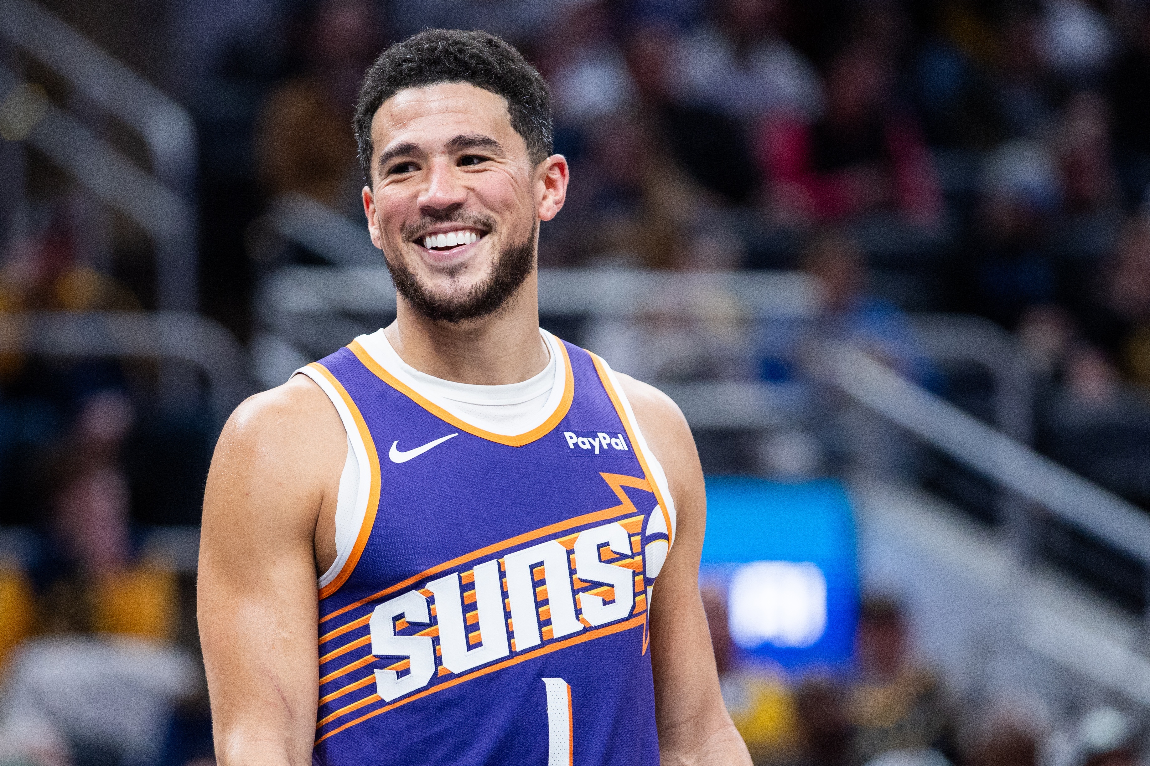 星空体育赛事-恭喜!布克生涯35+场数达112场 超越恩比德&浓眉升至历史第25